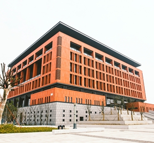 江蘇武進星辰裝飾有限公司之建筑鋼結(jié)構(gòu)主要使用哪幾種鋼材？